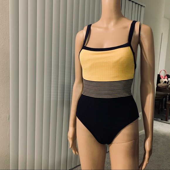 BodyID slimming one piece swimwear - Picture 4 of 10